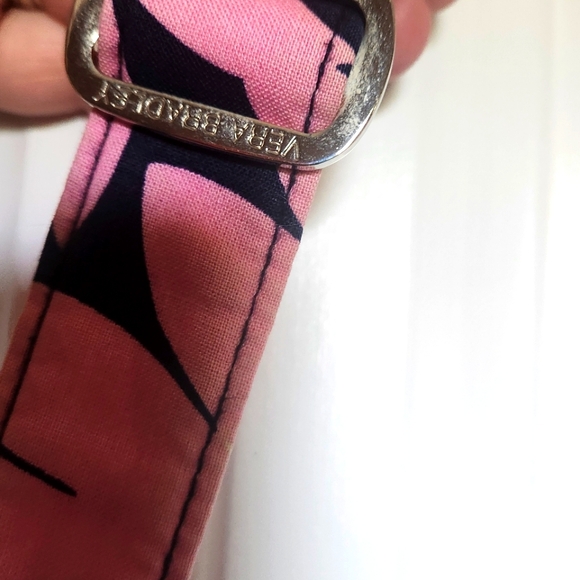 Vera Bradley Pink Loves Me Cross Body Hipster Bag W/ Matching Clutch Wallet - Picture 13 of 16